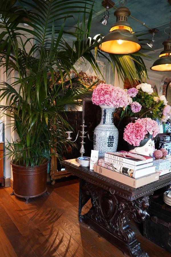 La Piazzetta Degli Artisti - Boutique B&B Bossolasco Bagian luar foto