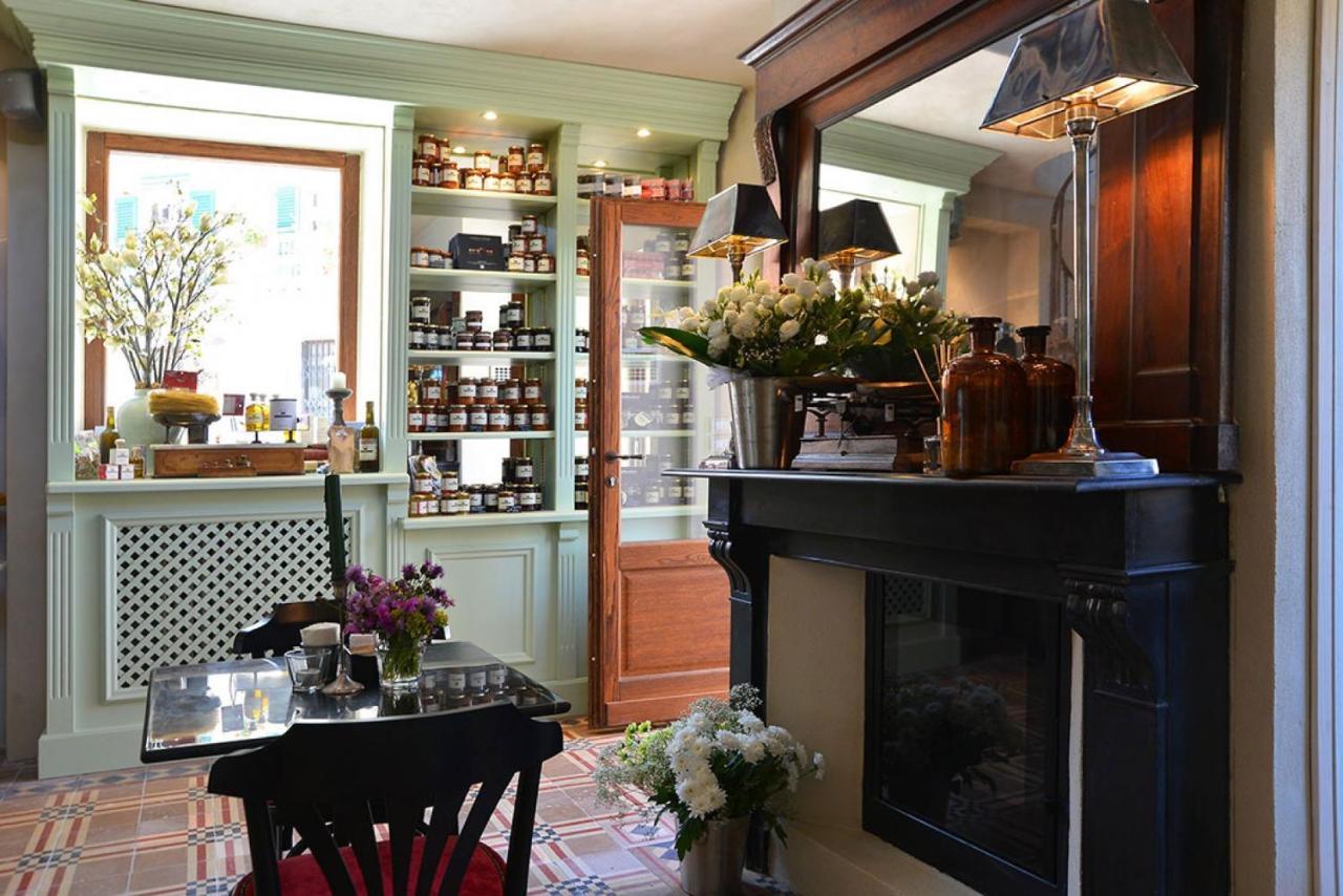 La Piazzetta Degli Artisti - Boutique B&B Bossolasco Bagian luar foto